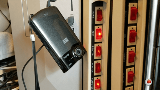 Kodak Zi8 Video camera using built in USB